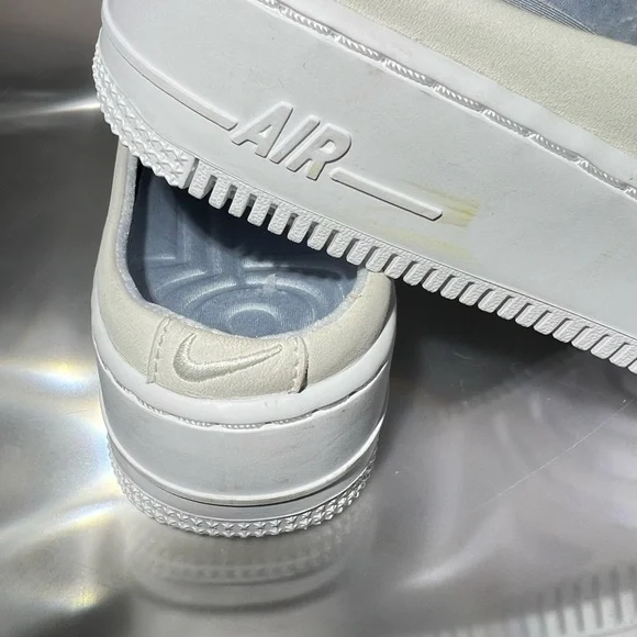 Nike Air Force 1 Lover XX Off White. Size 9. Brand New. No Box. - Picture 9 of 11